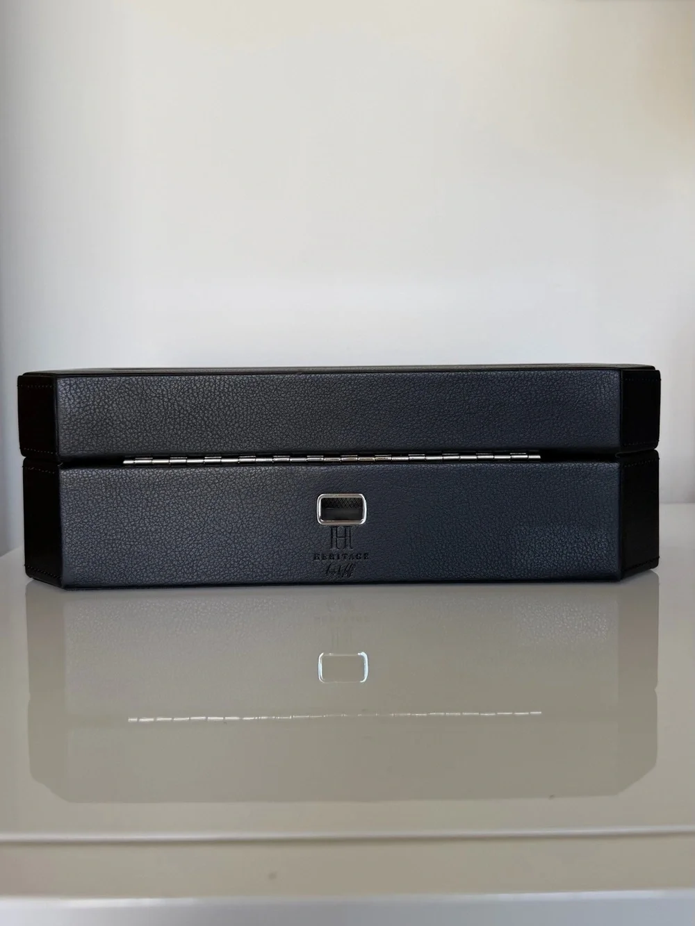 Heritage Wolf Black Windsor Vegan Leather 5 Piece Watch Display Box